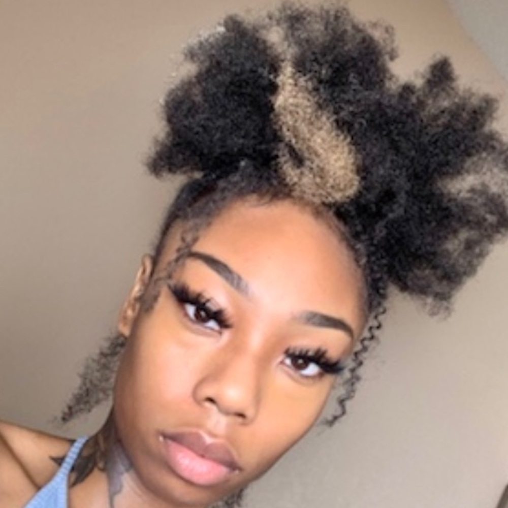 Meet your Posher, Neisha